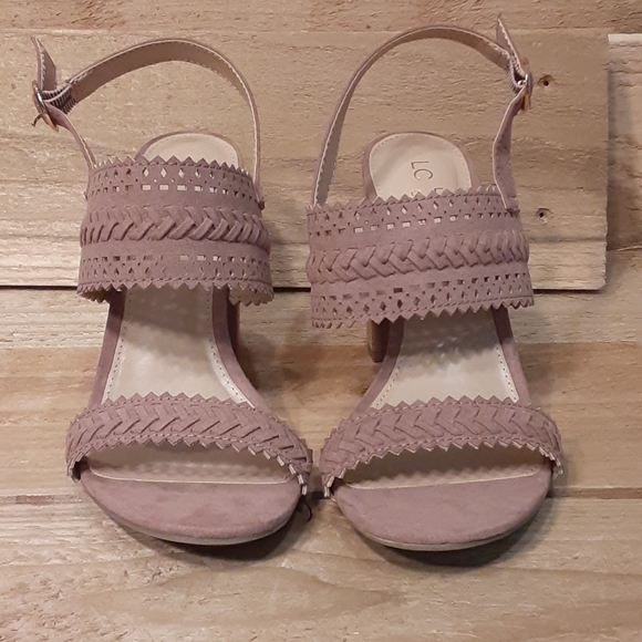 LC Lauren Conrad Shoes - Laura Conrad Heeled Sandals Mauve